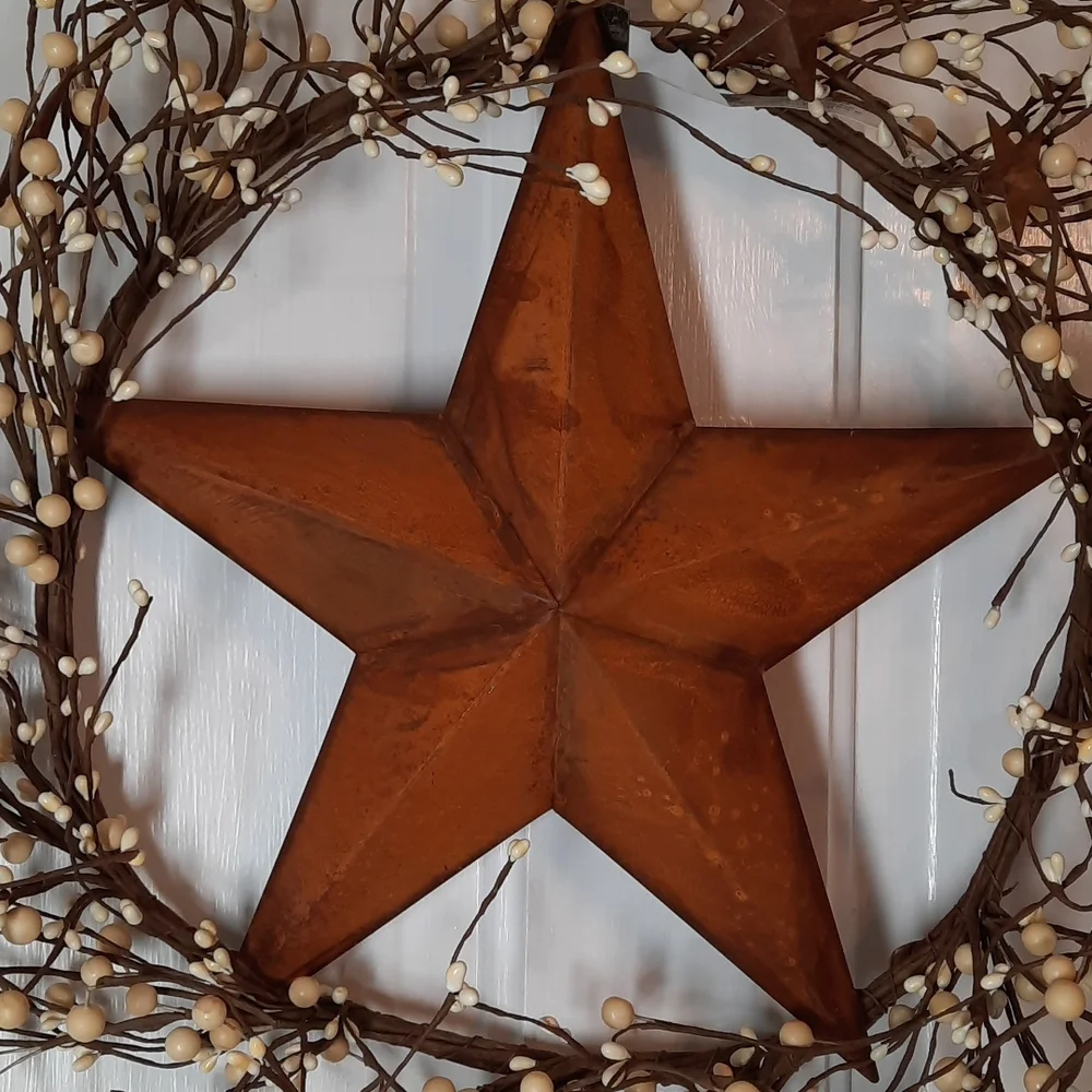 Wreath Rust Metal Star Stars Seed Berry Urban Farmhouse Cream Wall Door